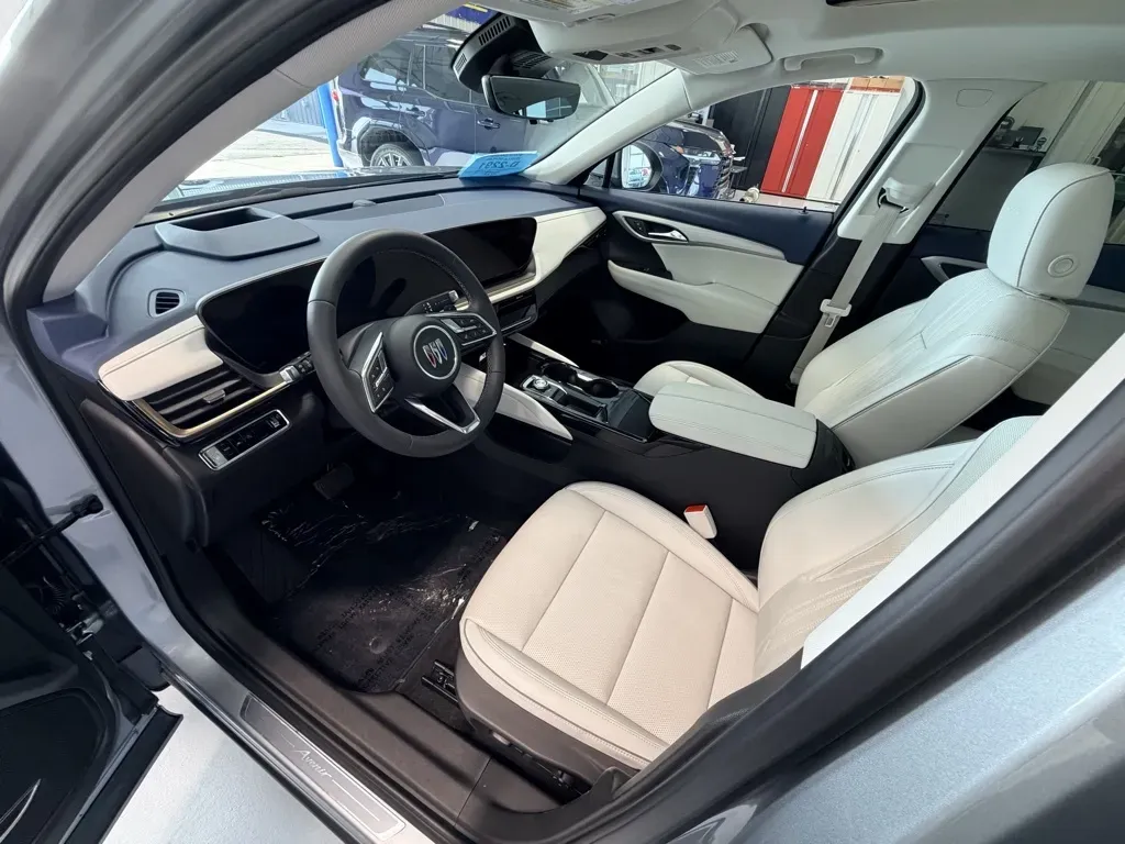 Buick Envision photo 12