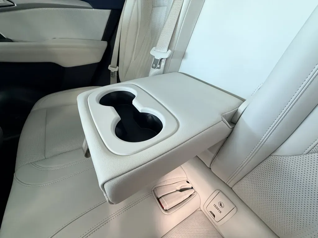Buick Envision photo 18