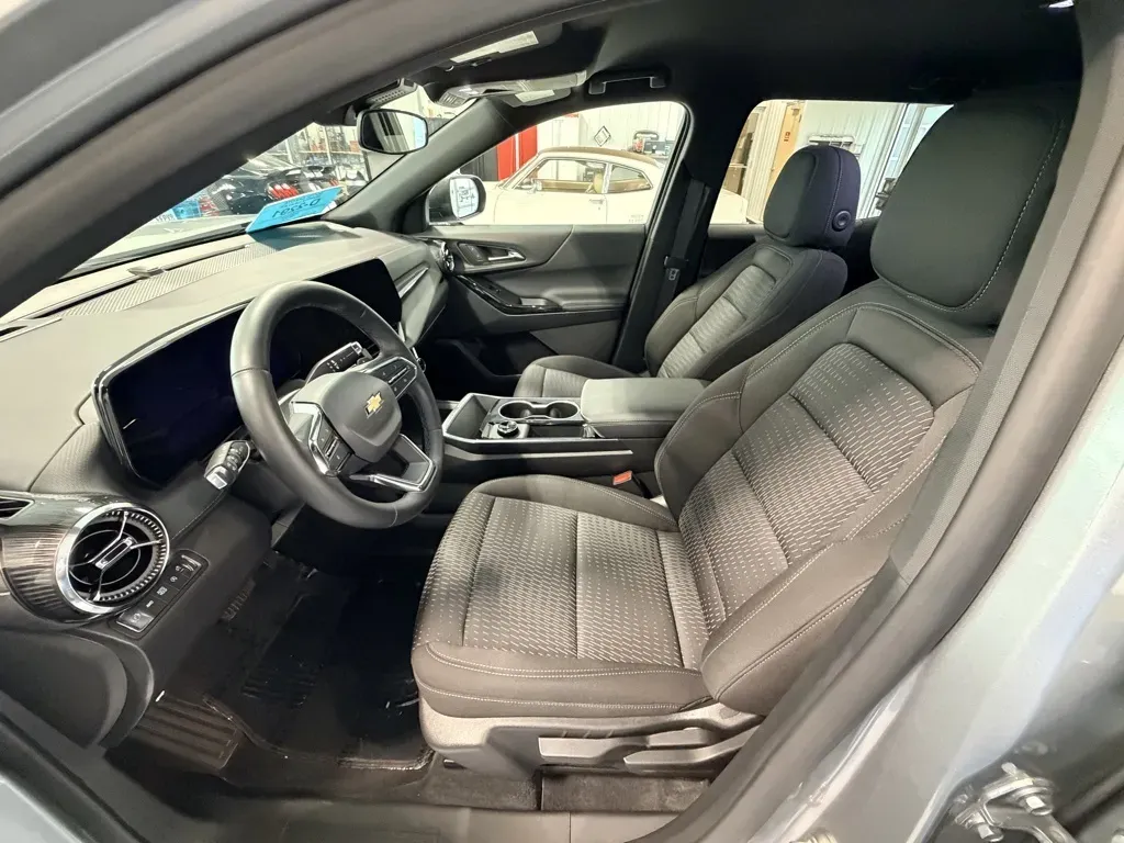 Chevrolet Equinox photo 10
