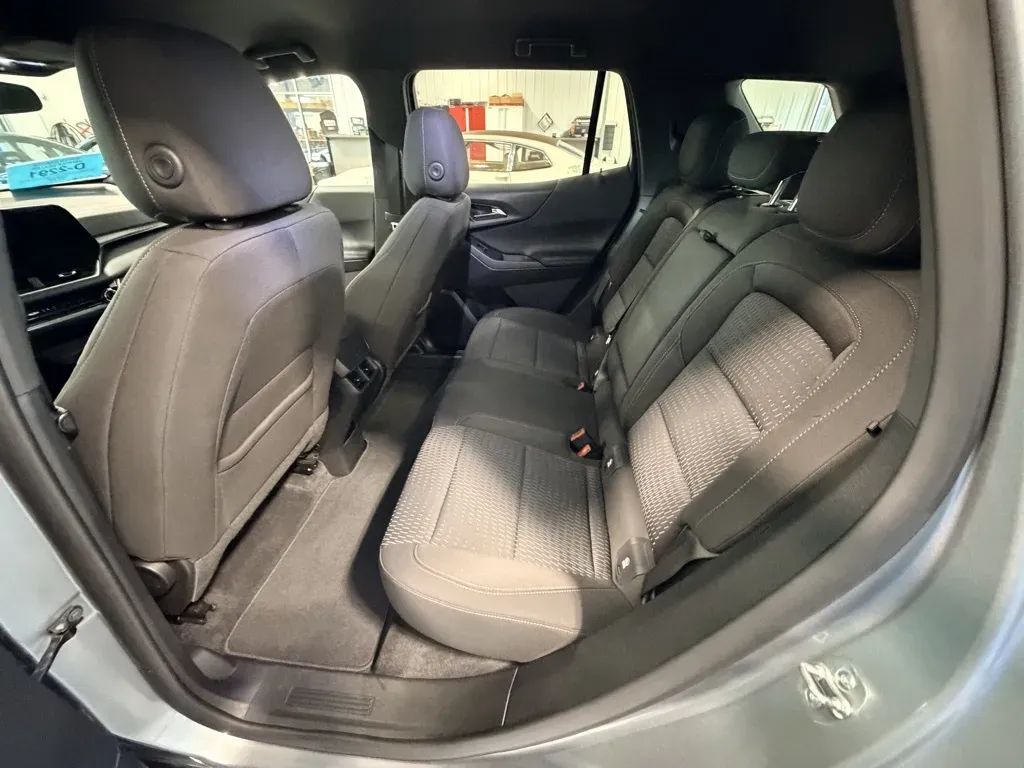 Chevrolet Equinox photo 14