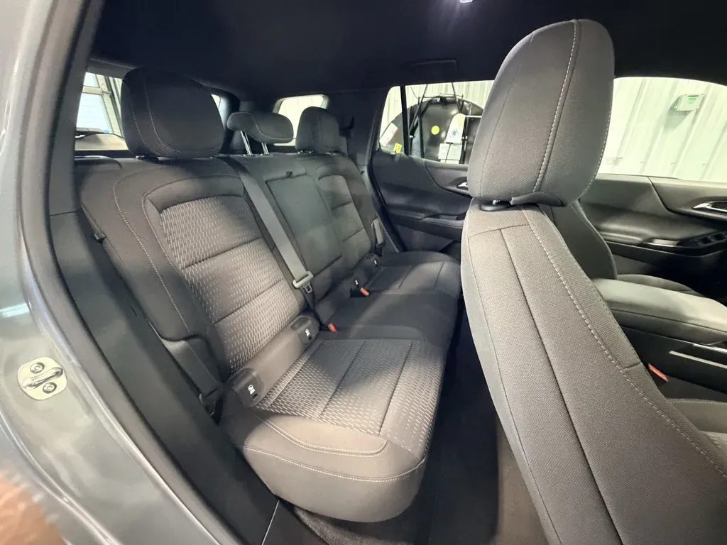 Chevrolet Equinox photo 21