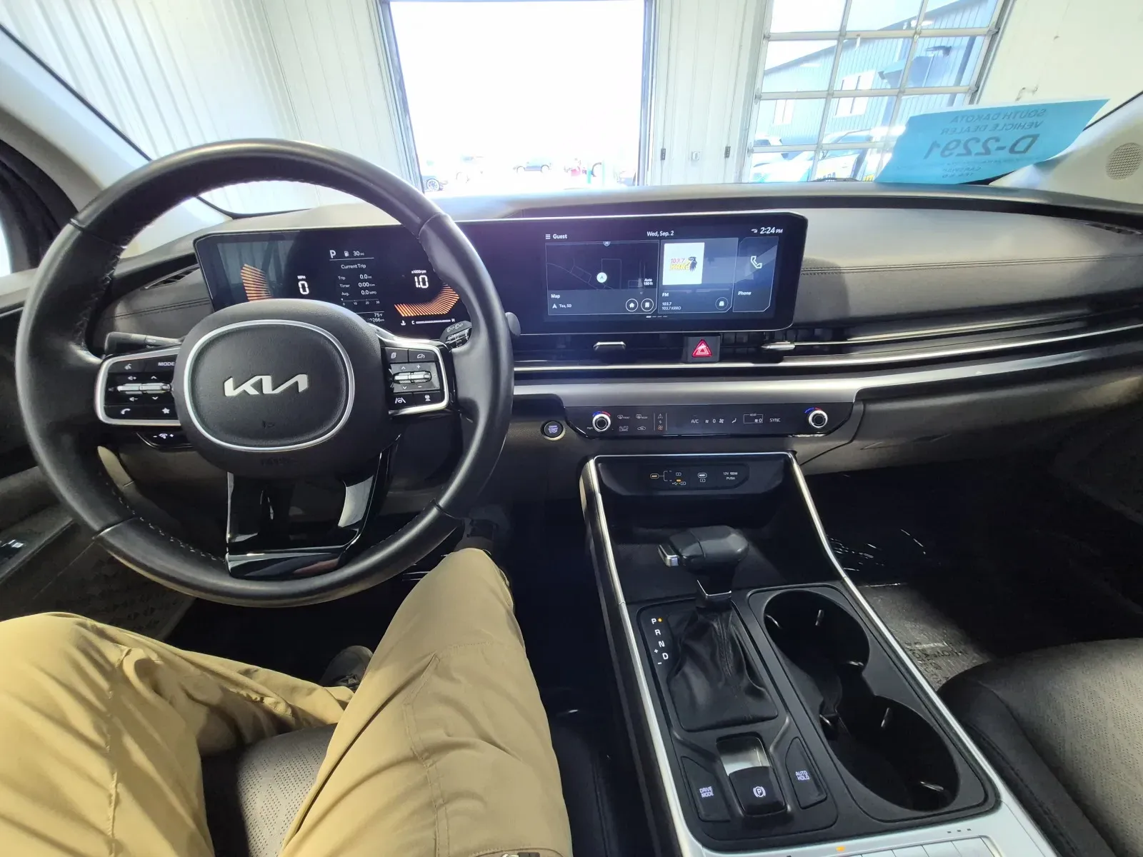 Kia Carnival photo 25