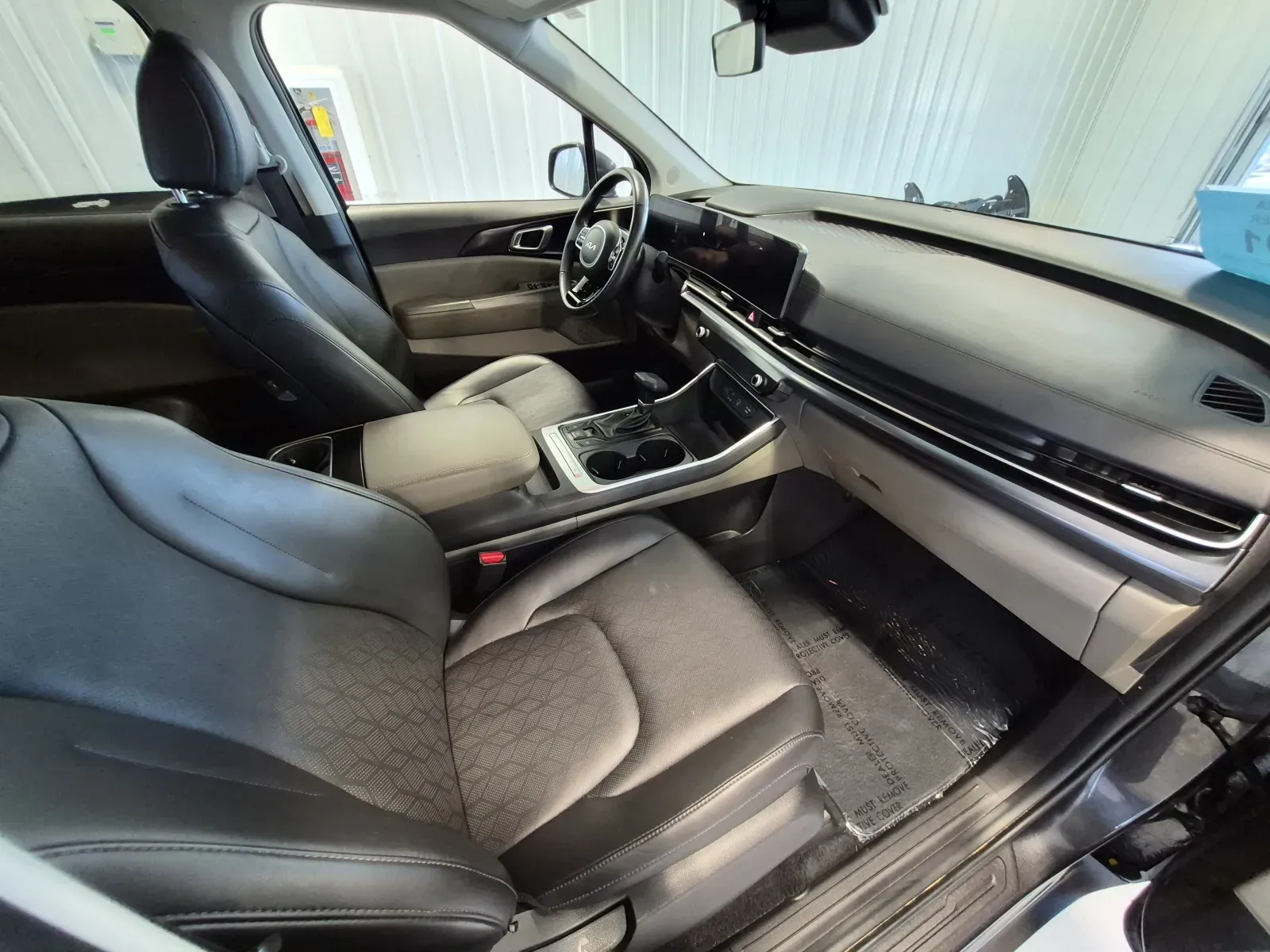 Kia Carnival photo 20