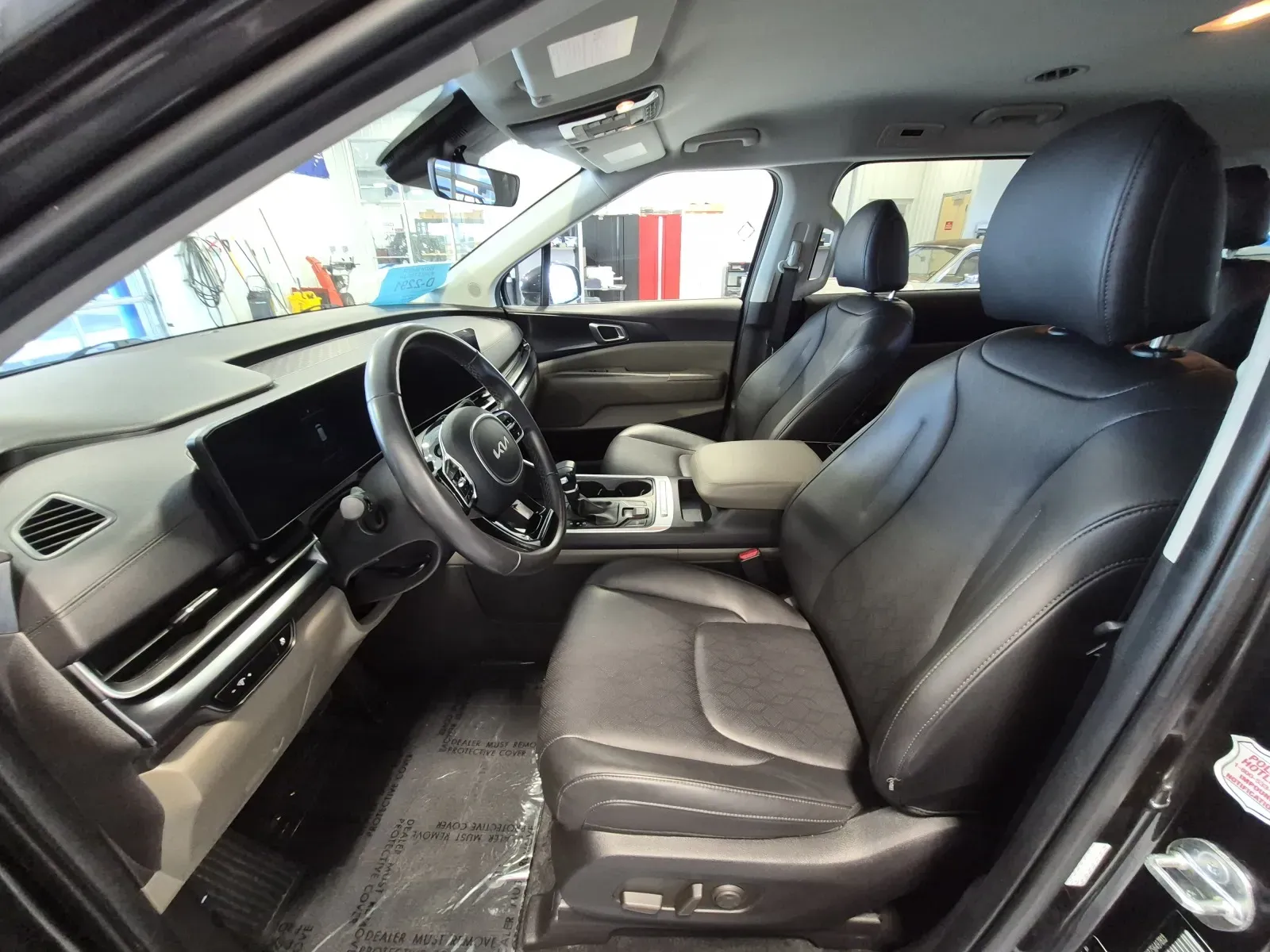 Kia Carnival photo 10