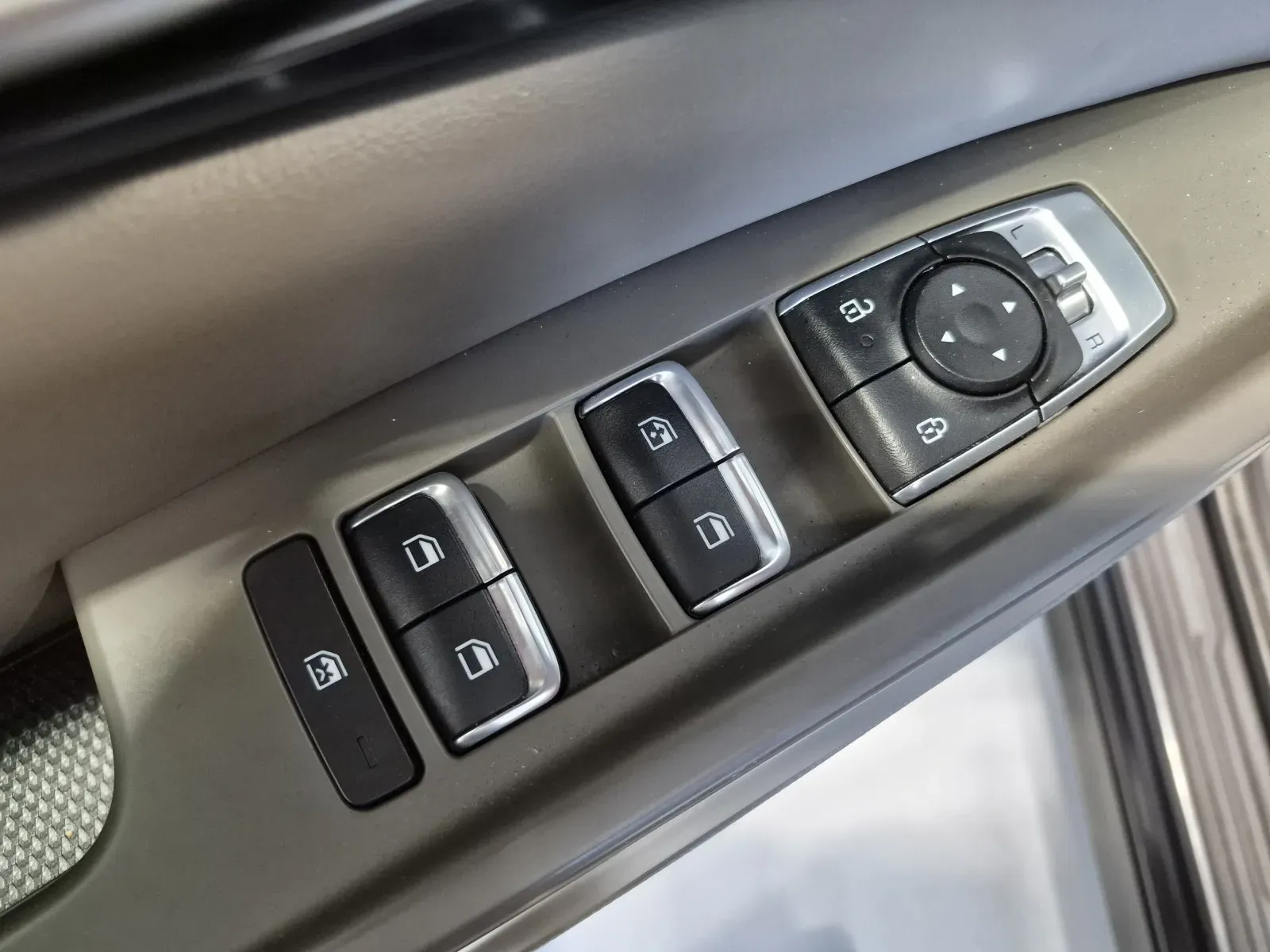 Kia Carnival photo 23