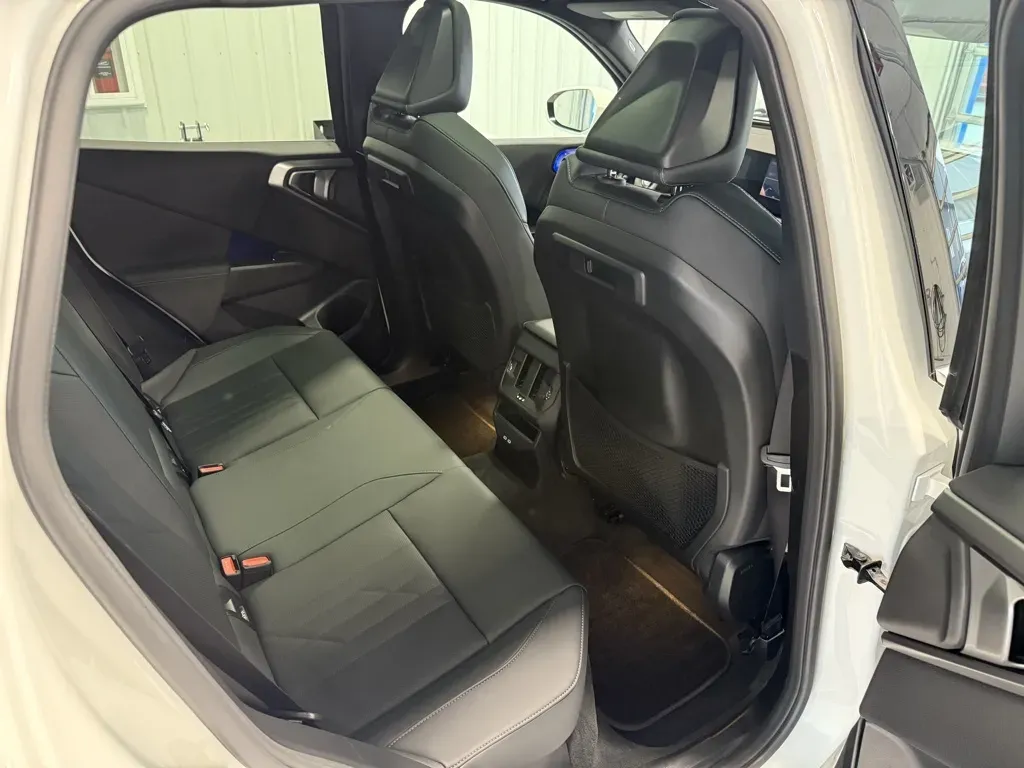 BMW X3 photo 23