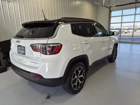 Another view of 2026 Jeep Compass Limited for sale in Tea, SD at CarSwap
