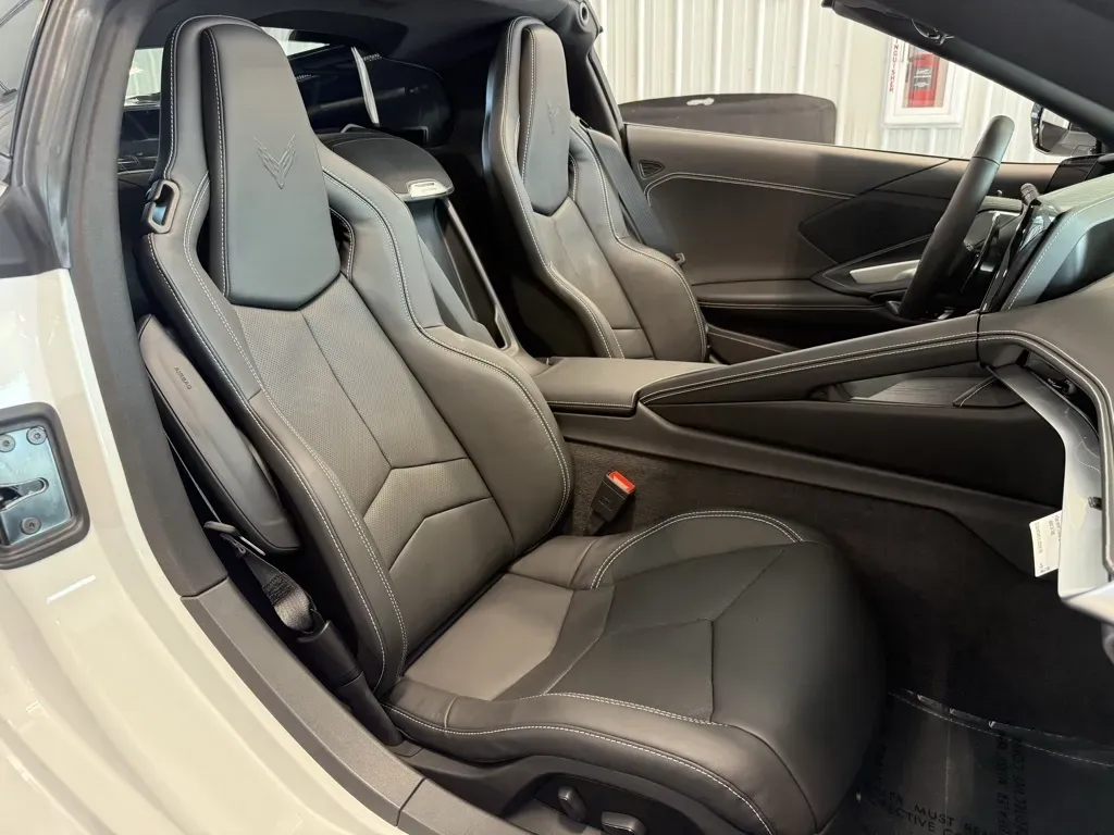 Chevrolet Corvette photo 26