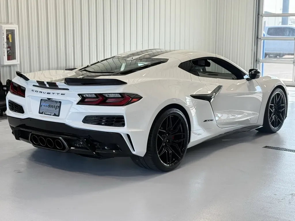 Chevrolet Corvette photo 10