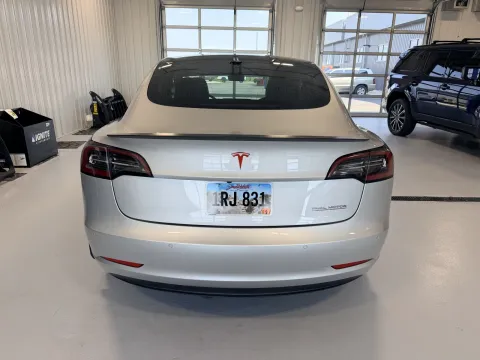 More photos of 2018 Tesla Model 3 Performance at CarSwap, SD