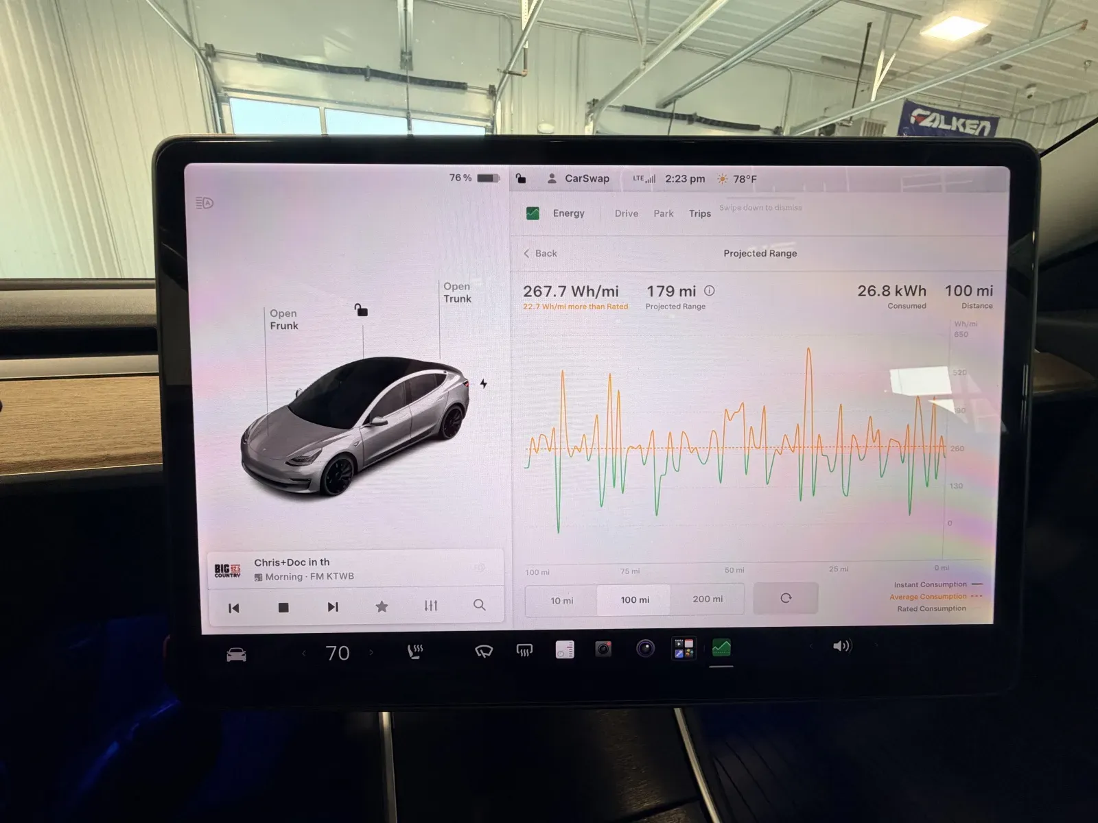 Tesla Model 3 photo 33