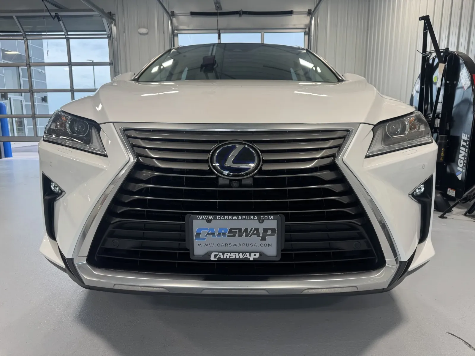 Lexus RX photo 2