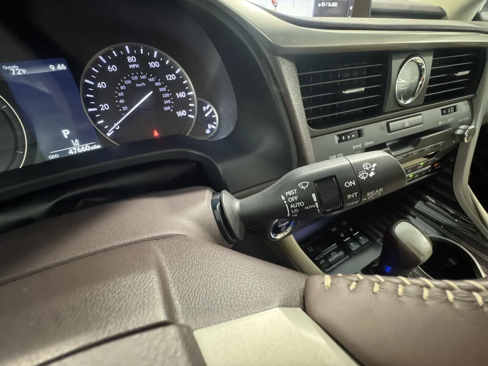 Lexus RX photo 30