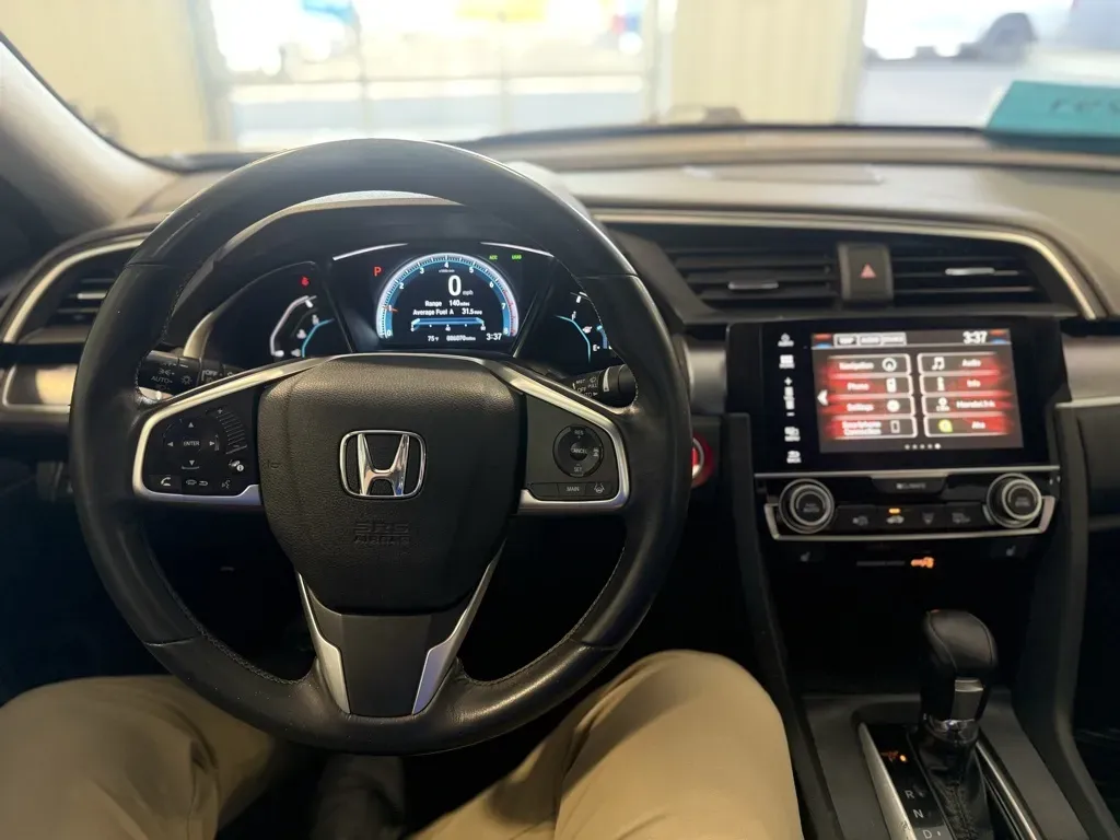 Honda Civic photo 9