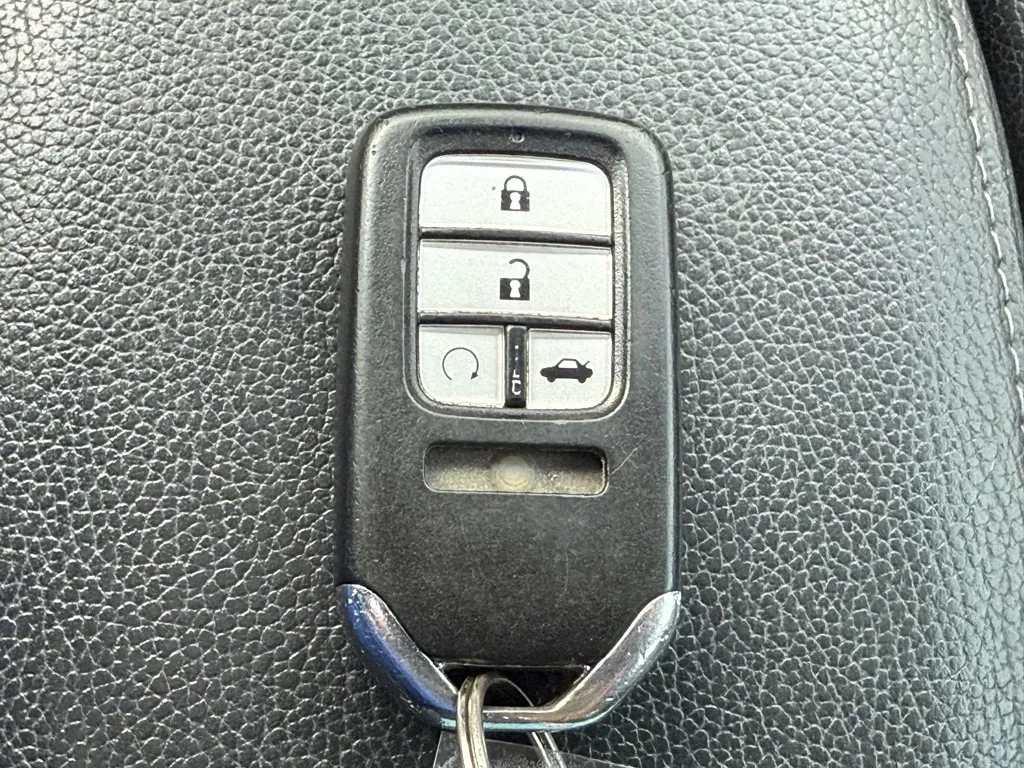 Honda Civic photo 24