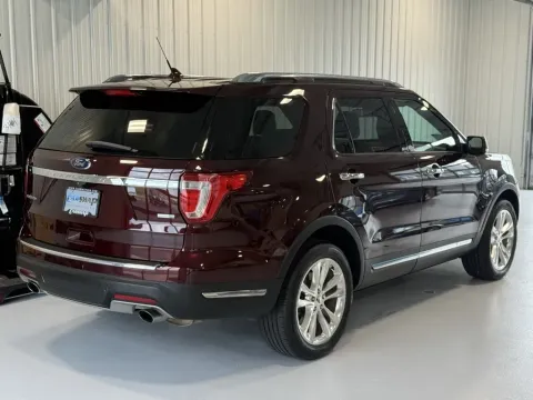 Another view of 2019 Ford Explorer Limited for sale in Tea, SD at CarSwap