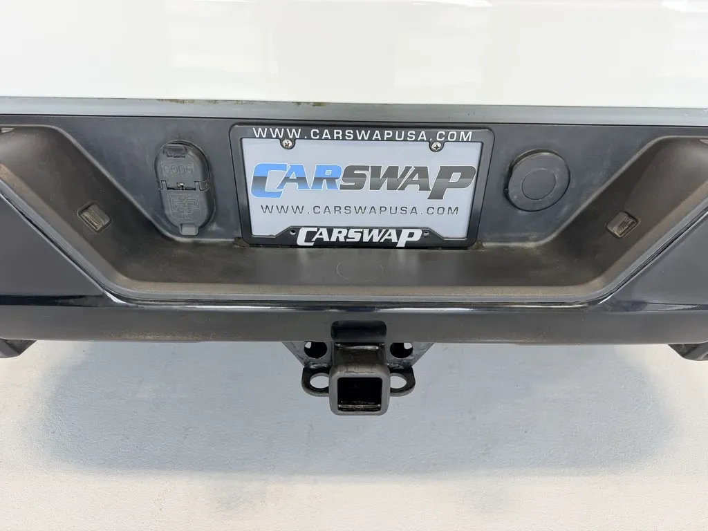 Chevrolet Silverado photo 6