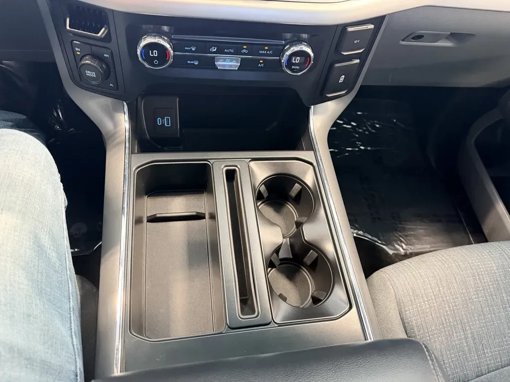 Ford F-150 photo 38
