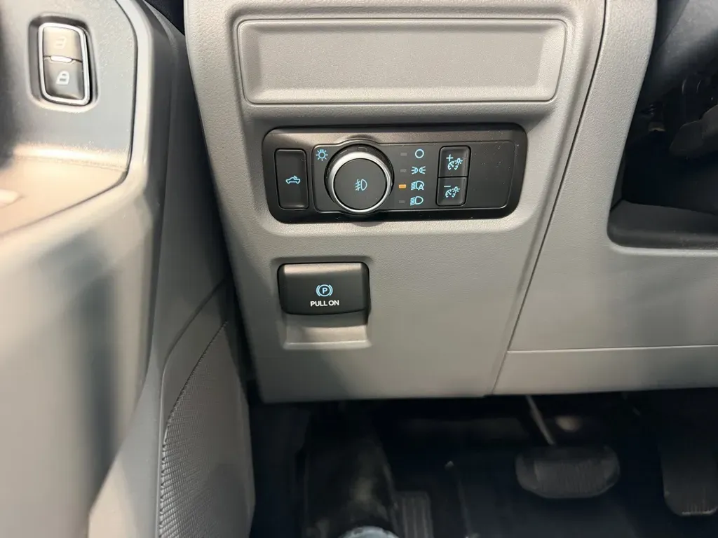 Ford F-150 photo 28