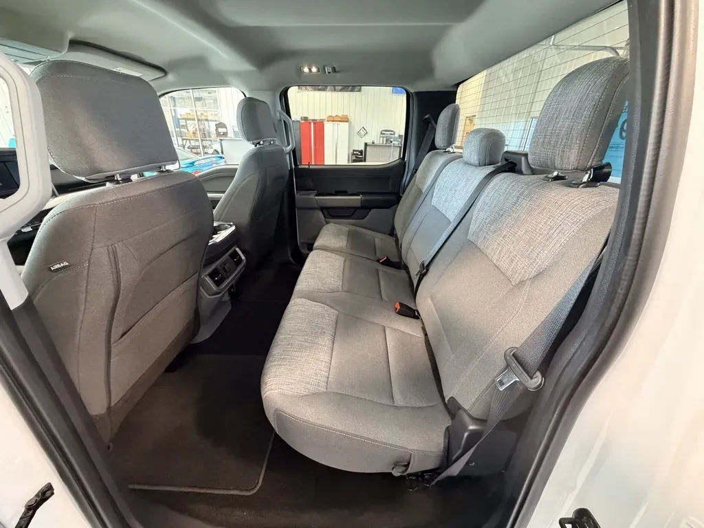Ford F-150 photo 16