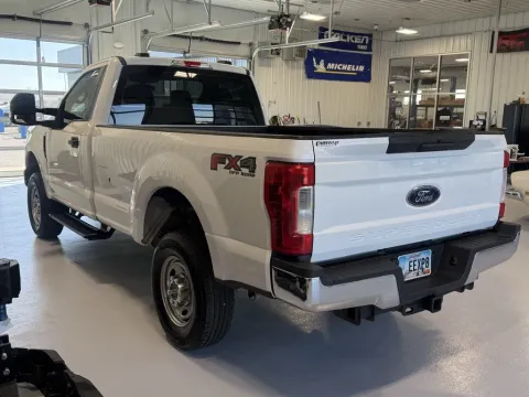 More photos of 2022 Ford F-250SD XL at CarSwap, SD