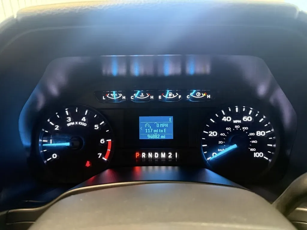 Ford F-250SD photo 20