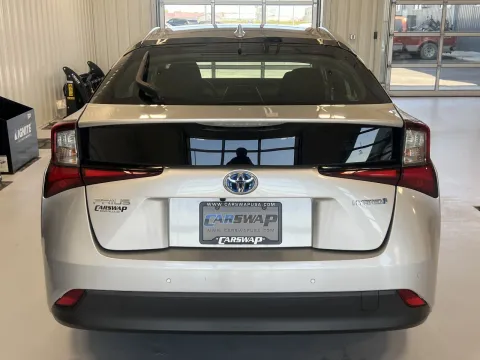 More photos of 2019 Toyota Prius LE at CarSwap, SD
