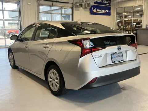 More photos of 2019 Toyota Prius LE at CarSwap, SD