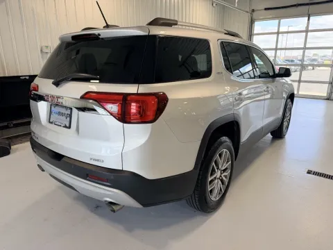 Another view of 2019 GMC Acadia SLE-2 for sale in Tea, SD at CarSwap