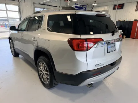 More photos of 2019 GMC Acadia SLE-2 at CarSwap, SD