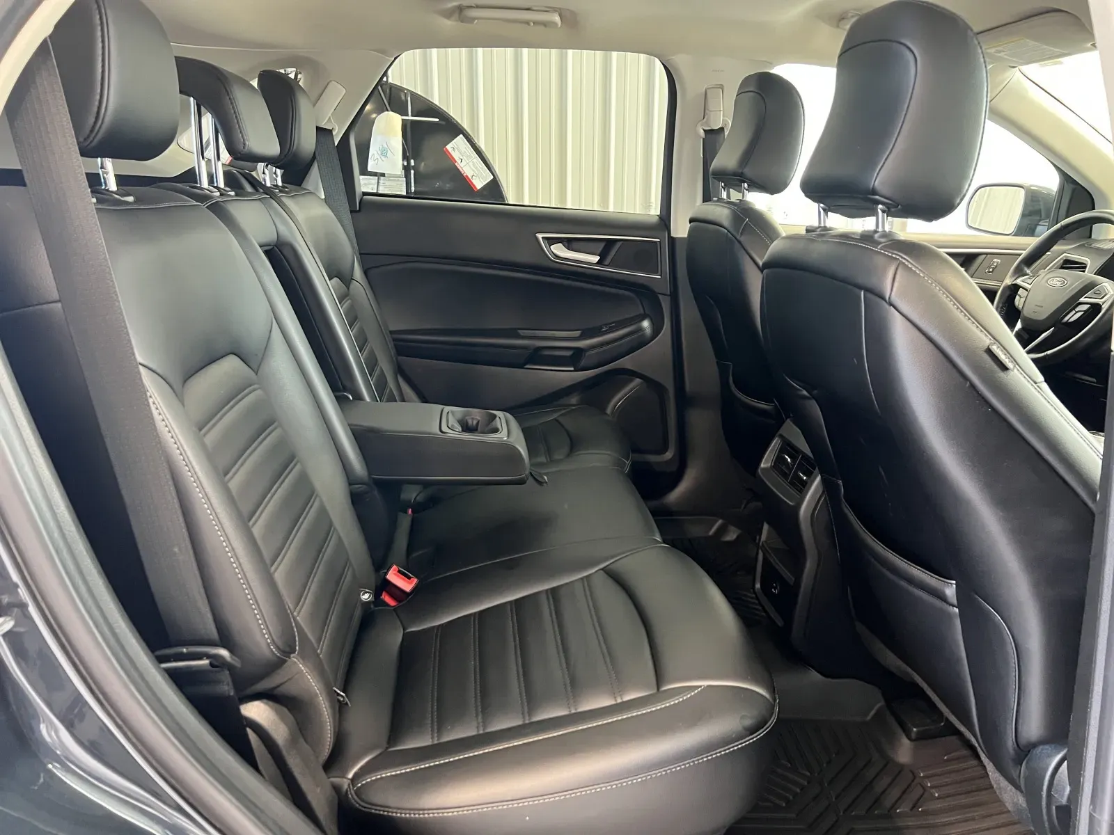Ford Edge photo 24