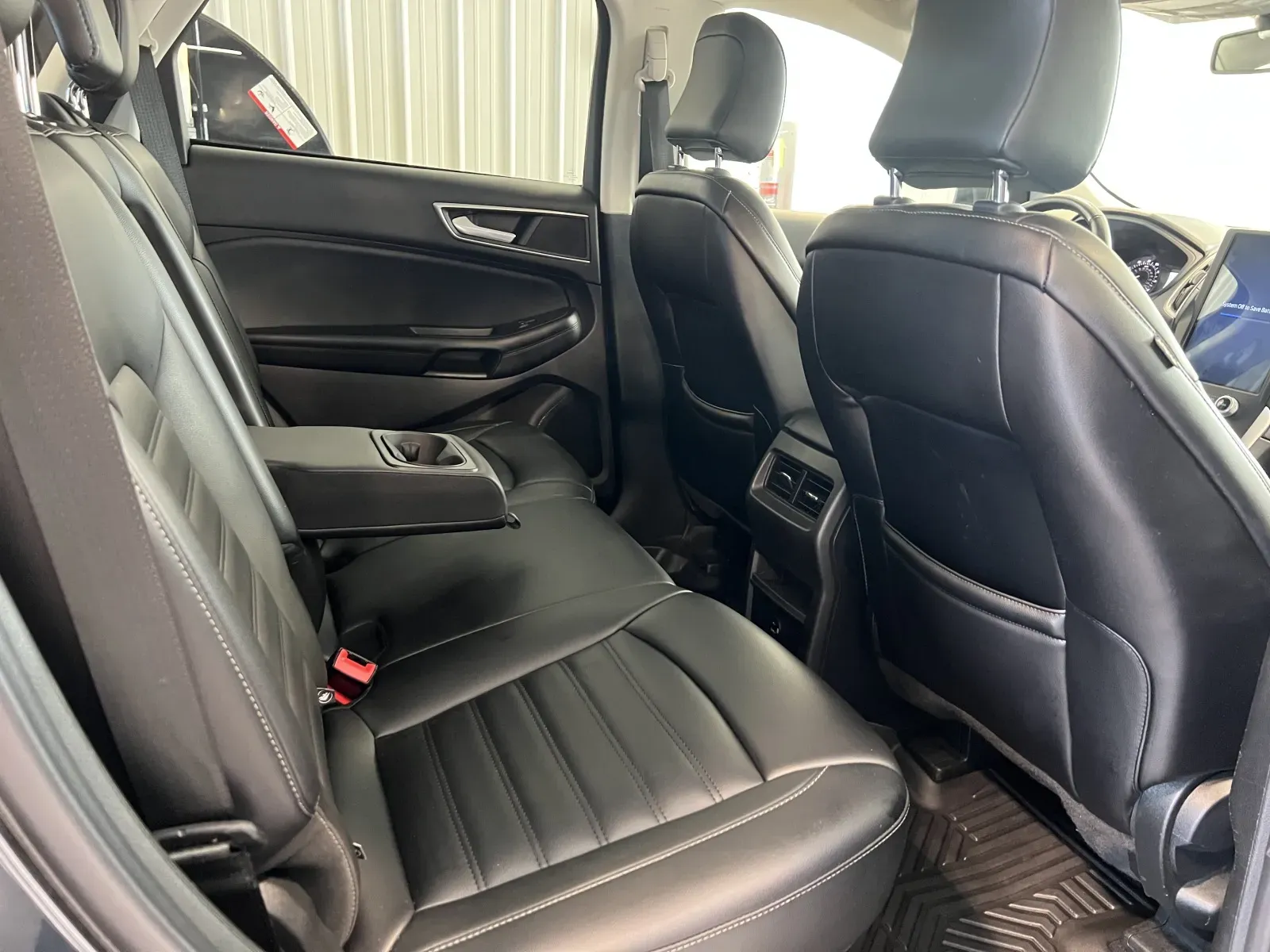 Ford Edge photo 23