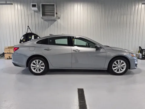 Photos of 2025 Chevrolet Malibu LT for sale in Tea, SD at CarSwap