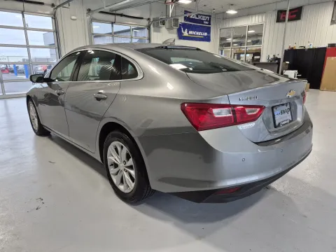 More photos of 2025 Chevrolet Malibu LT at CarSwap, SD