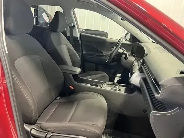 Hyundai Kona photo 26