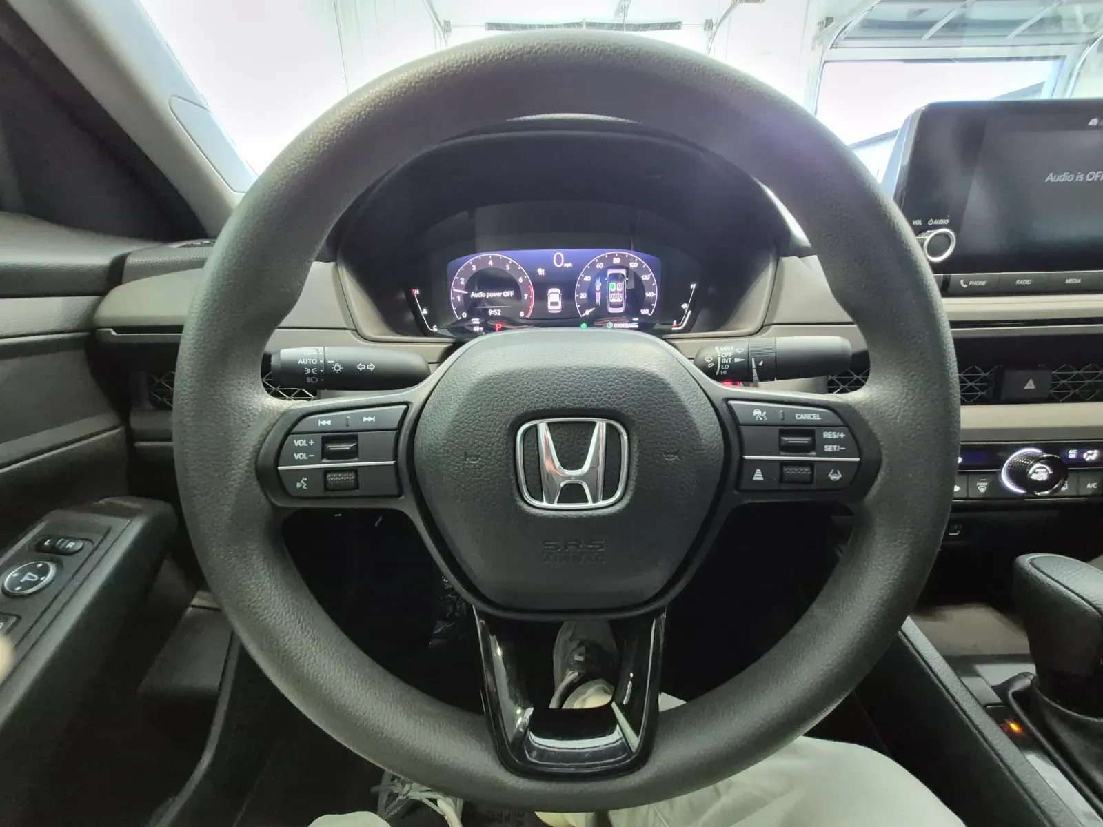 Honda Accord photo 10