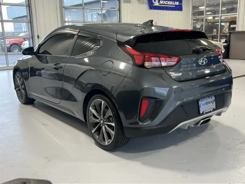More photos of 2020 Hyundai Veloster 2.0 Premium at CarSwap, SD