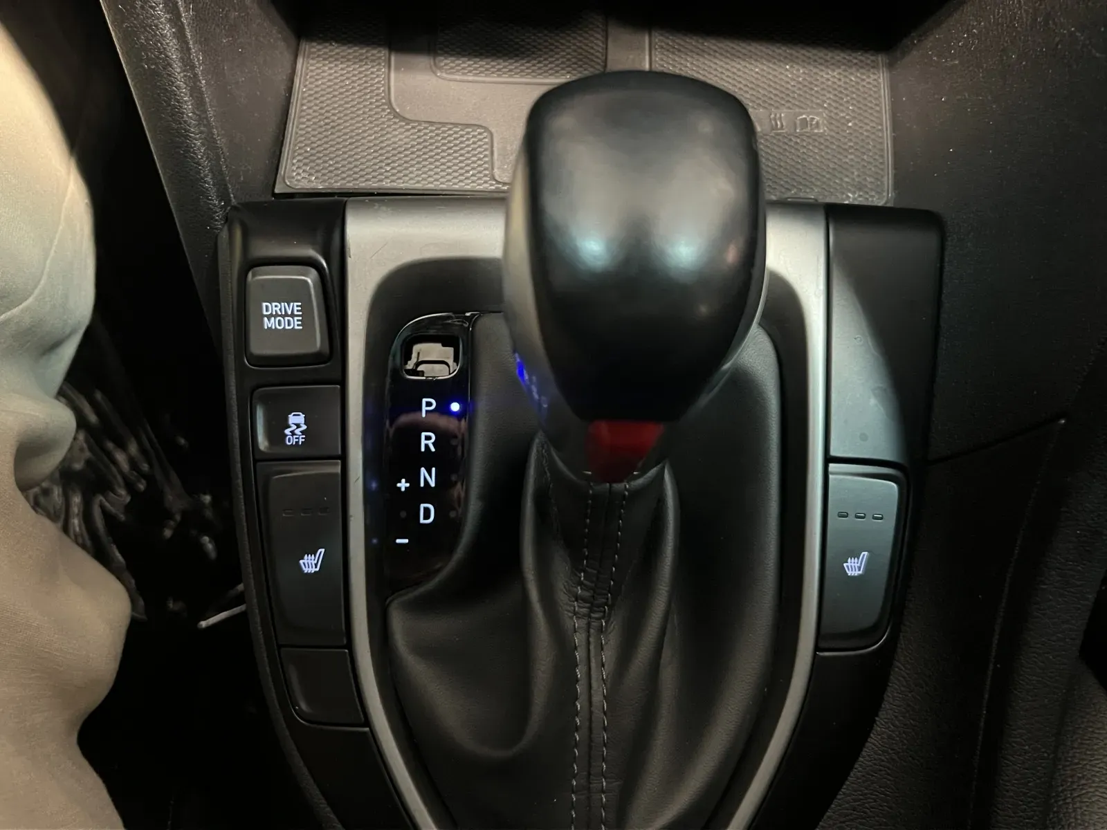 Hyundai Veloster photo 41