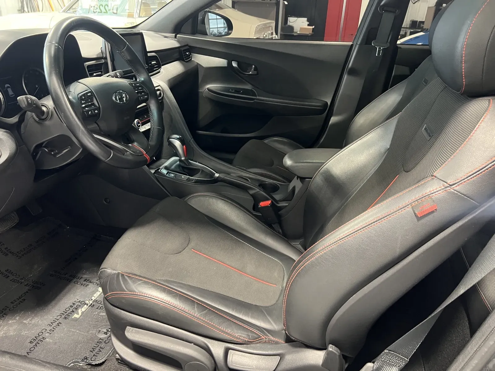 Hyundai Veloster photo 10