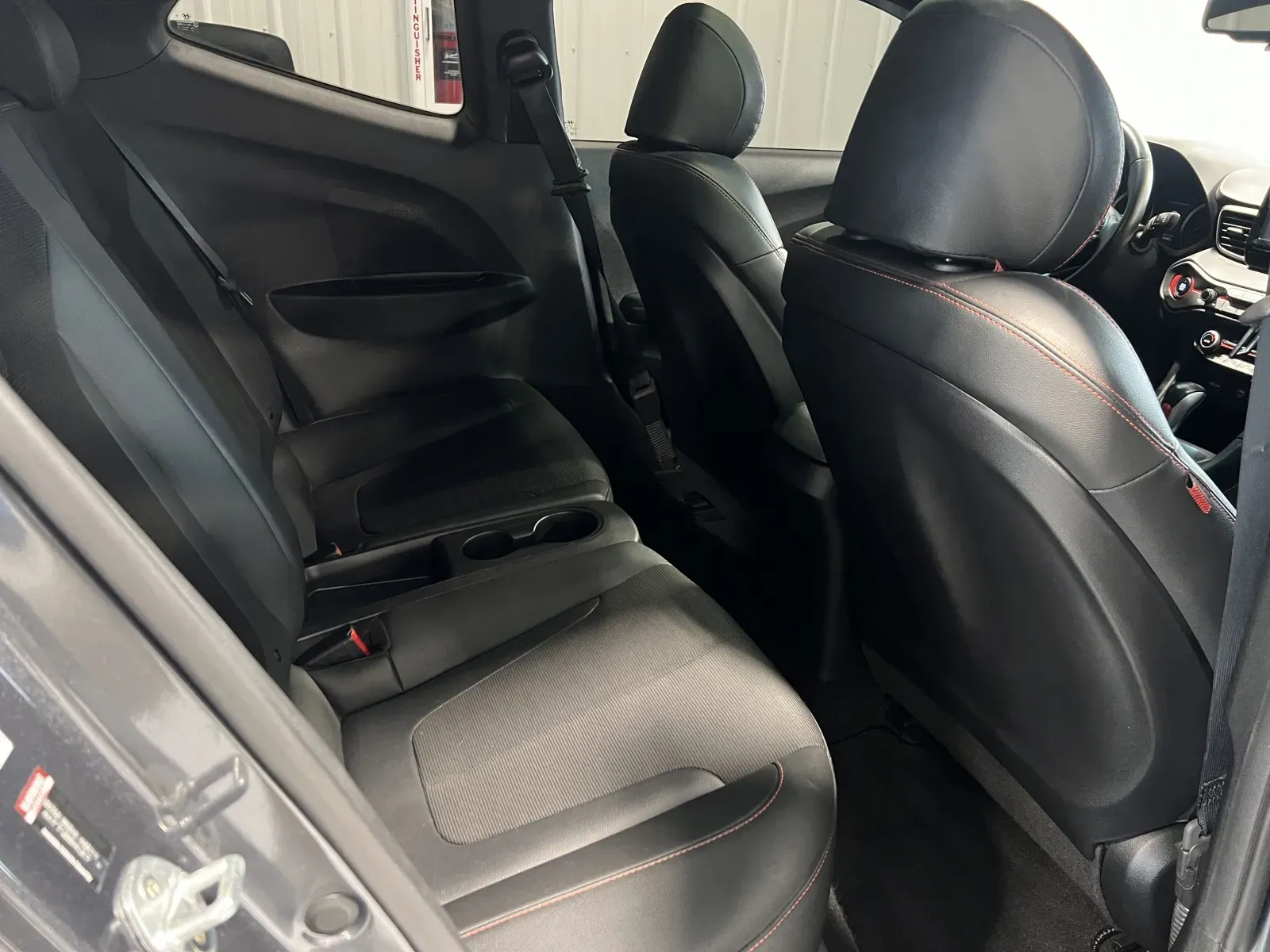 Hyundai Veloster photo 18