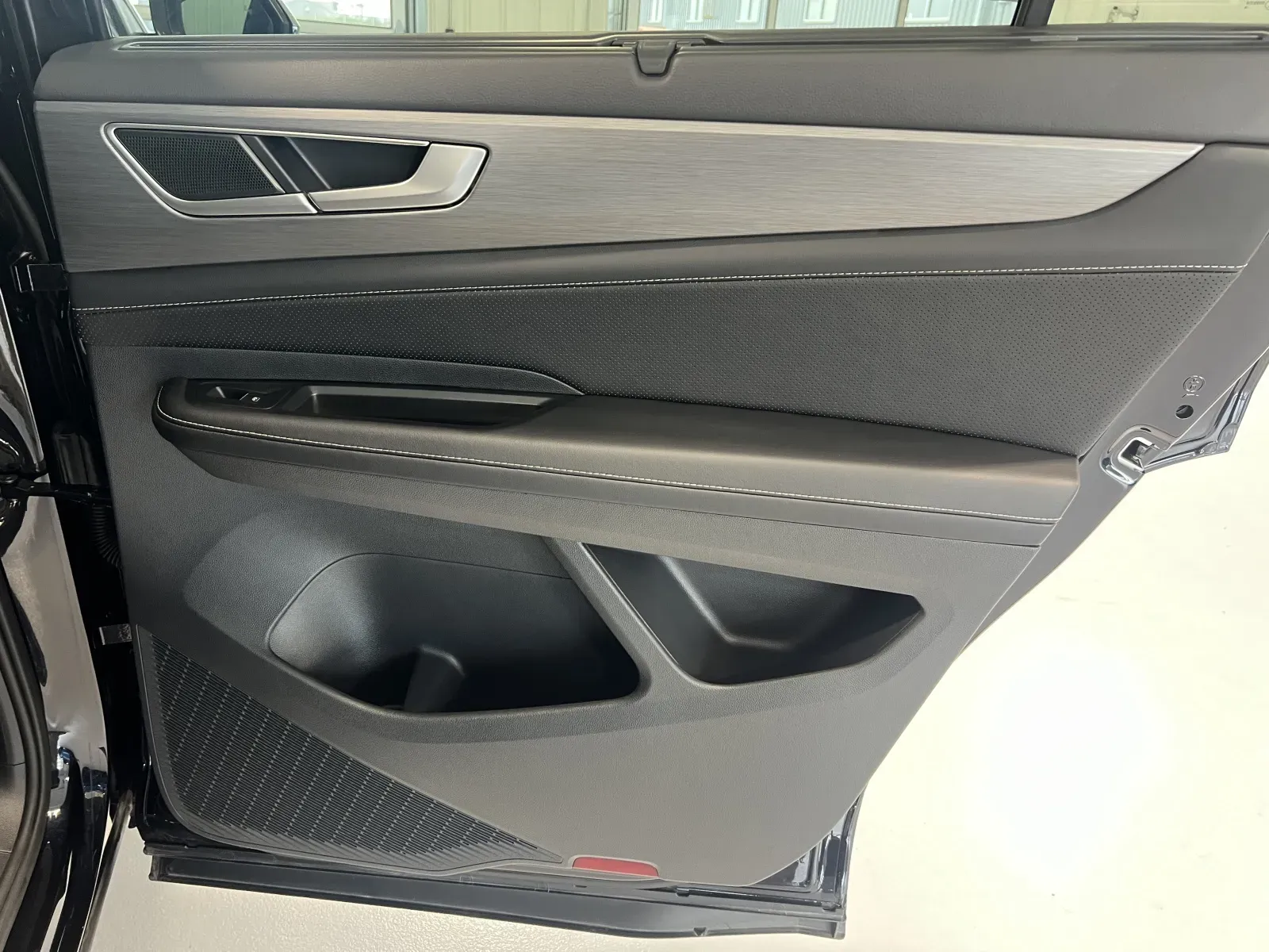 Volkswagen Atlas Cross Sport photo 23