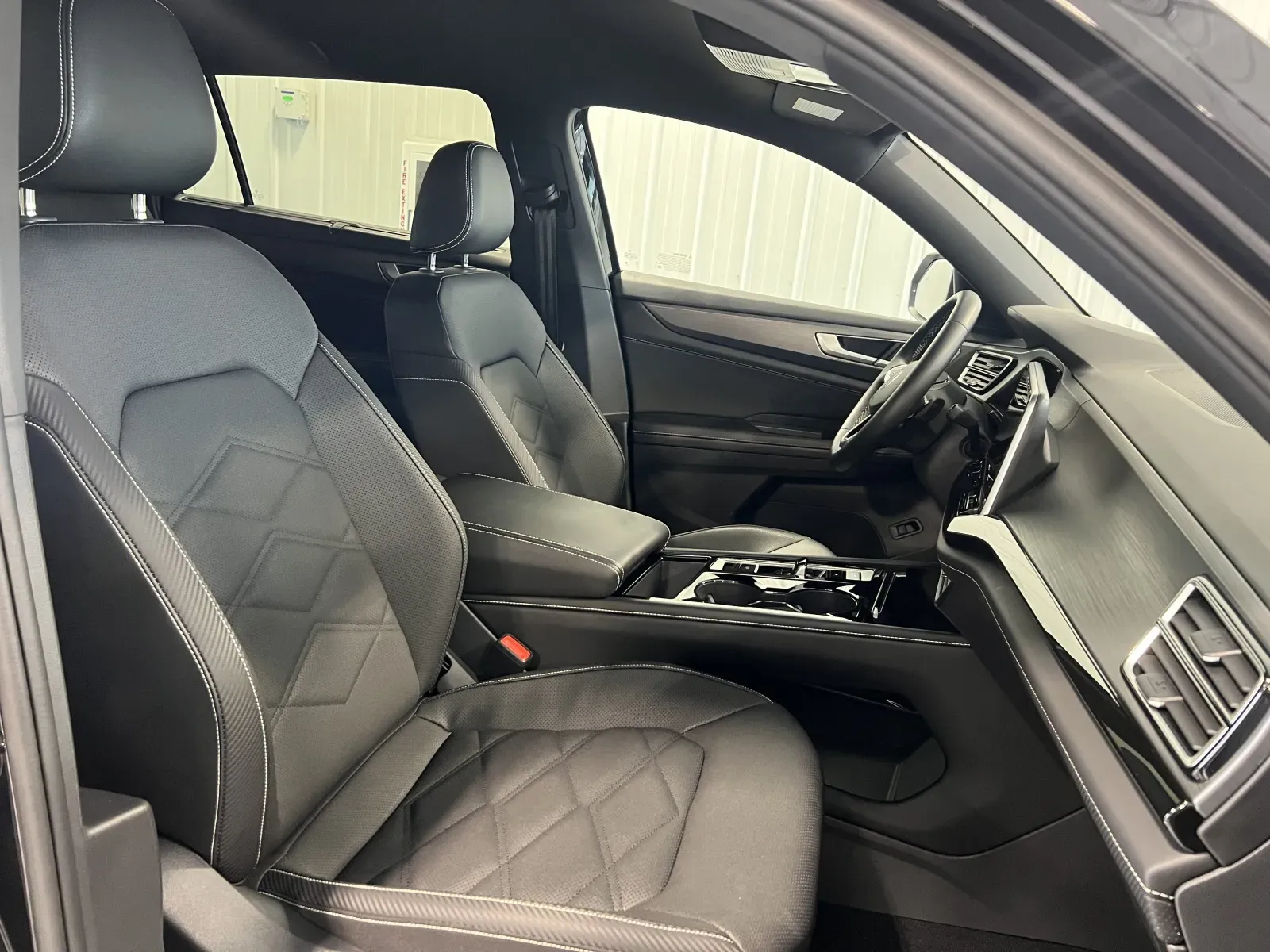 Volkswagen Atlas Cross Sport photo 33