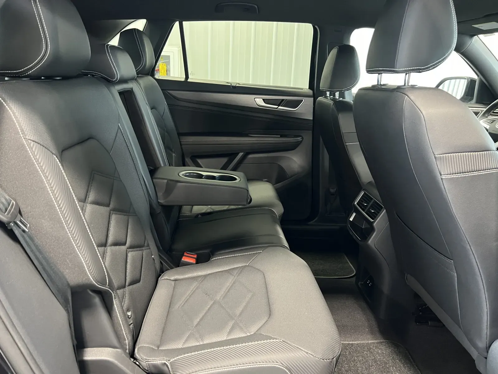 Volkswagen Atlas Cross Sport photo 26