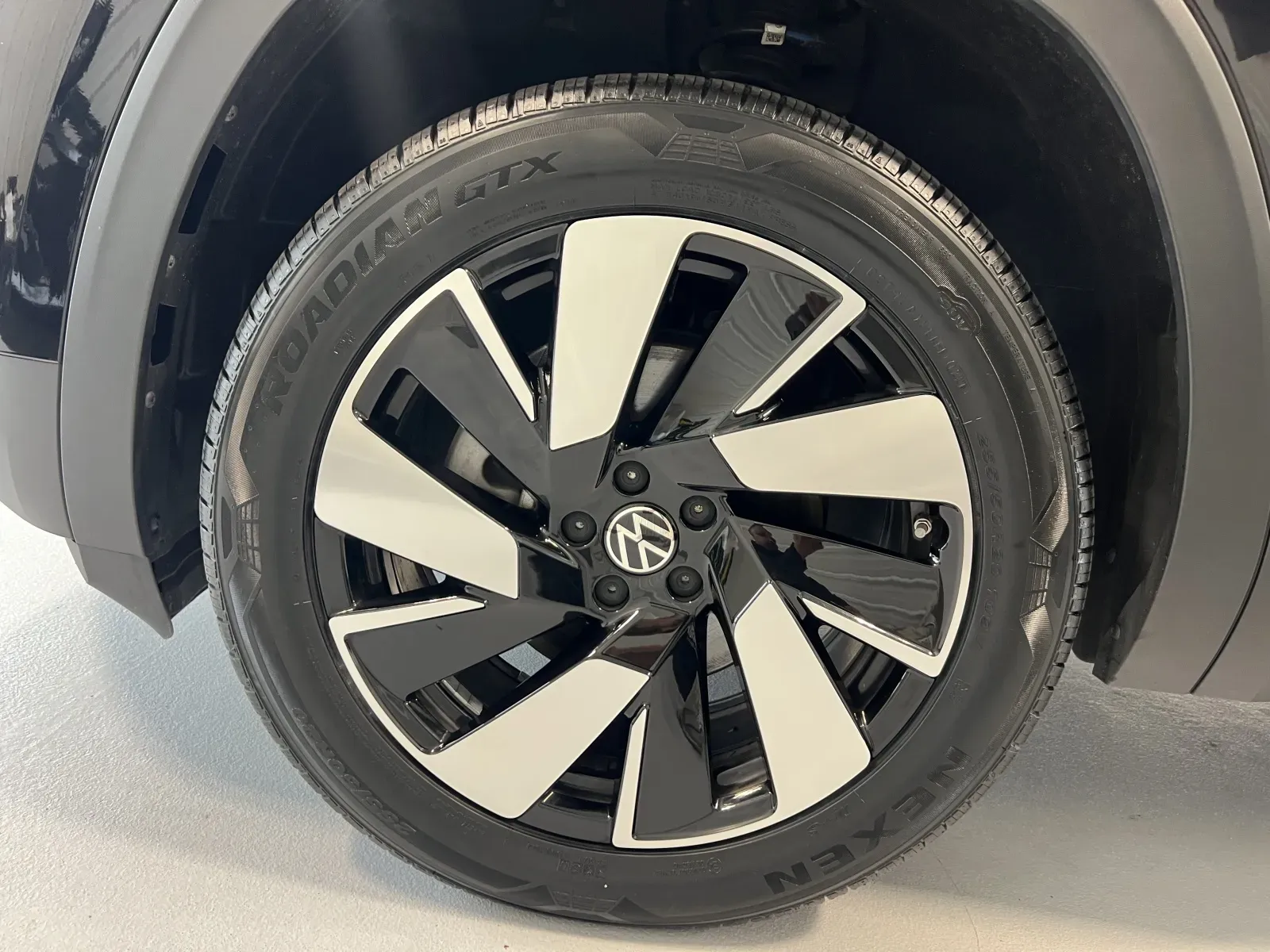 Volkswagen Atlas Cross Sport photo 51