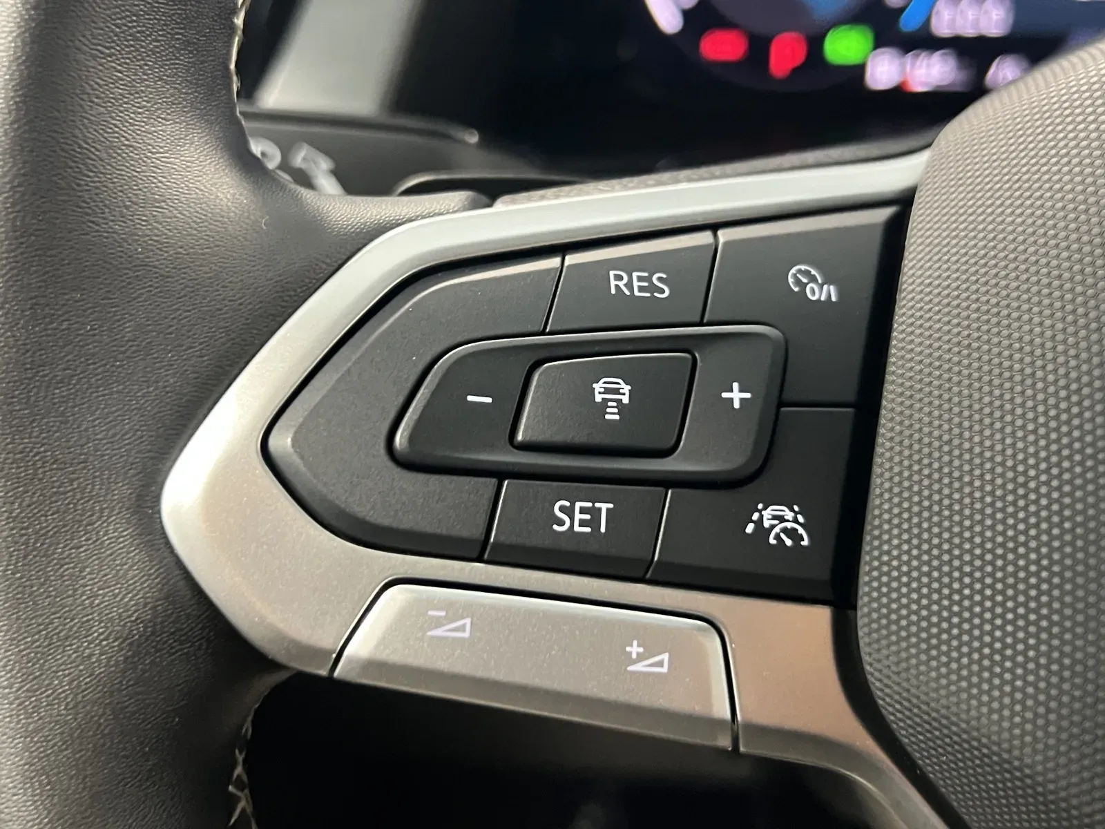 Volkswagen Atlas Cross Sport photo 38