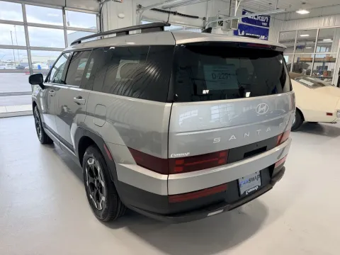 More photos of 2026 Hyundai Santa Fe SEL at CarSwap, SD