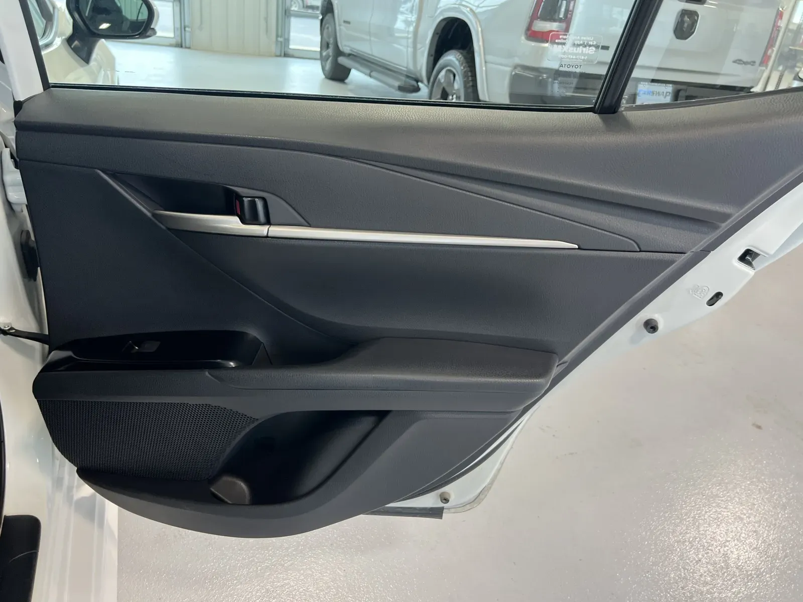 Toyota Camry photo 37