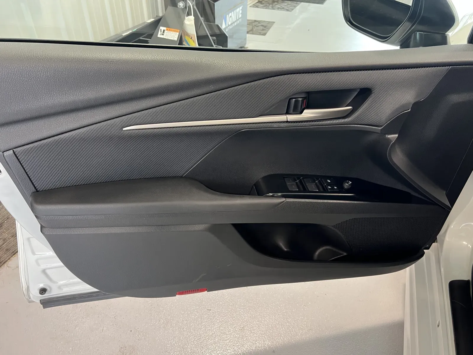 Toyota Camry photo 25