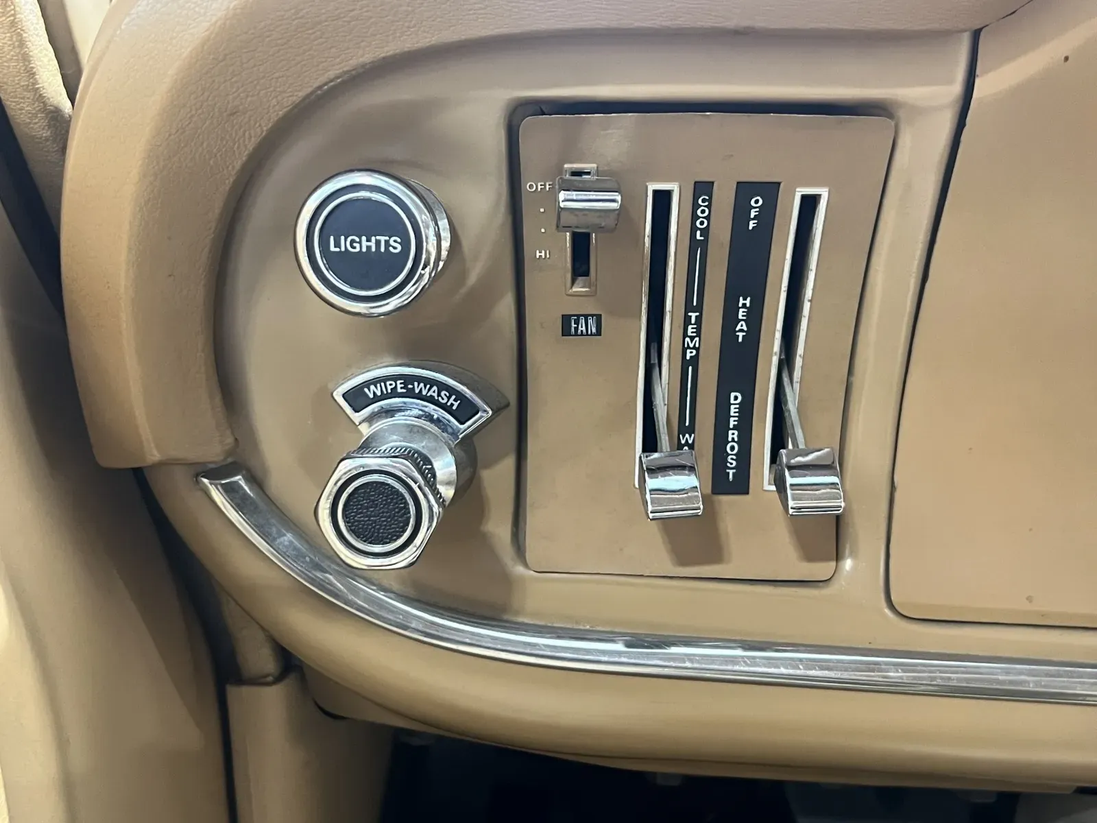 Ford Maverick photo 25