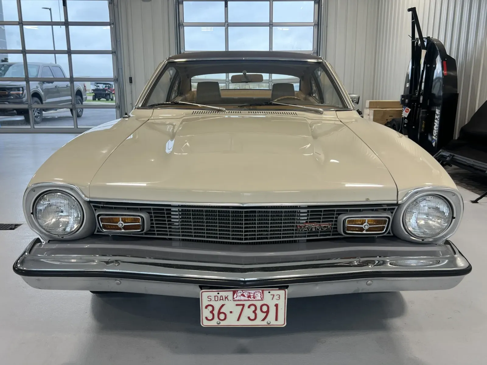 Ford Maverick photo 7